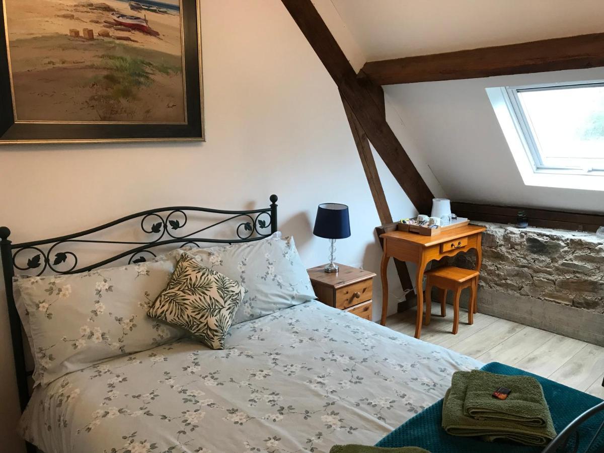 Bed and Breakfast Ferme de Noyes à Sourdeval Extérieur photo