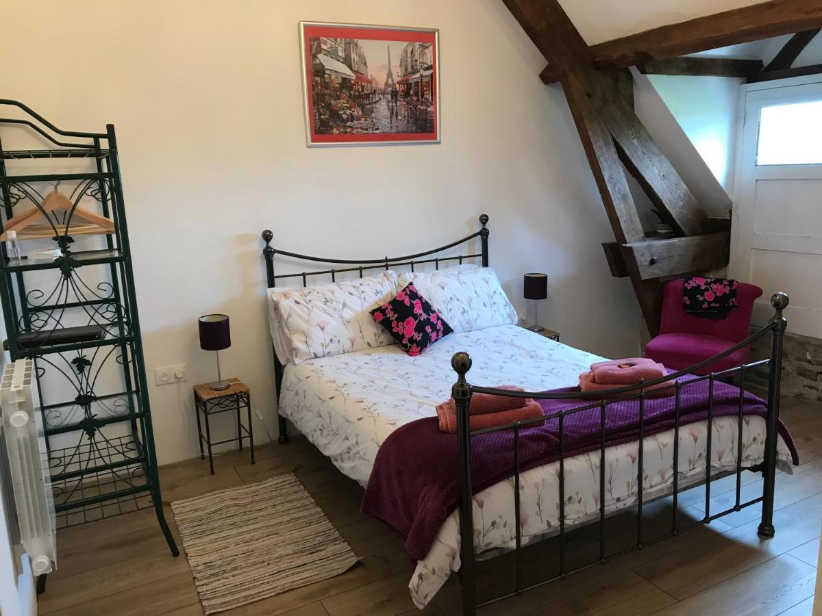 Bed and Breakfast Ferme de Noyes à Sourdeval Extérieur photo