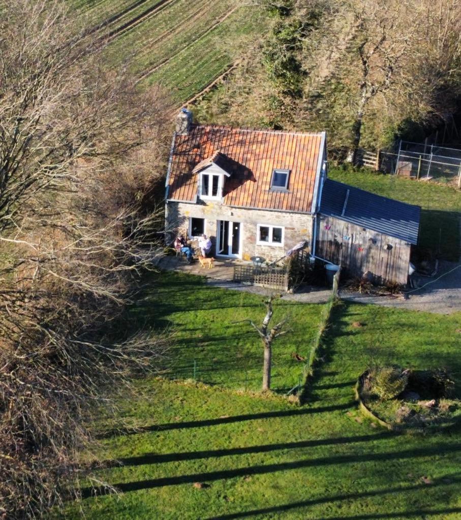 Bed and Breakfast Ferme de Noyes à Sourdeval Extérieur photo